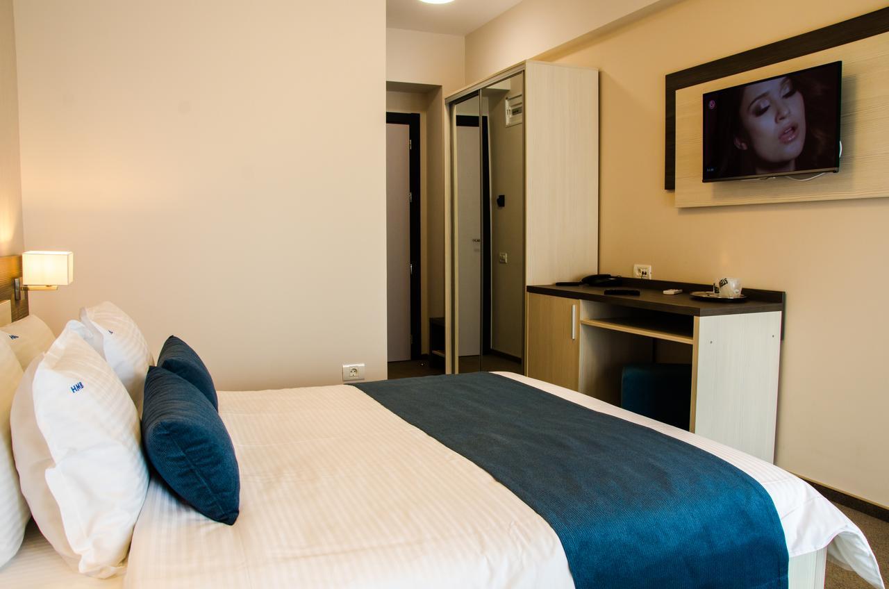 Hotel Milano Blue Mamaja Zewnętrze zdjęcie